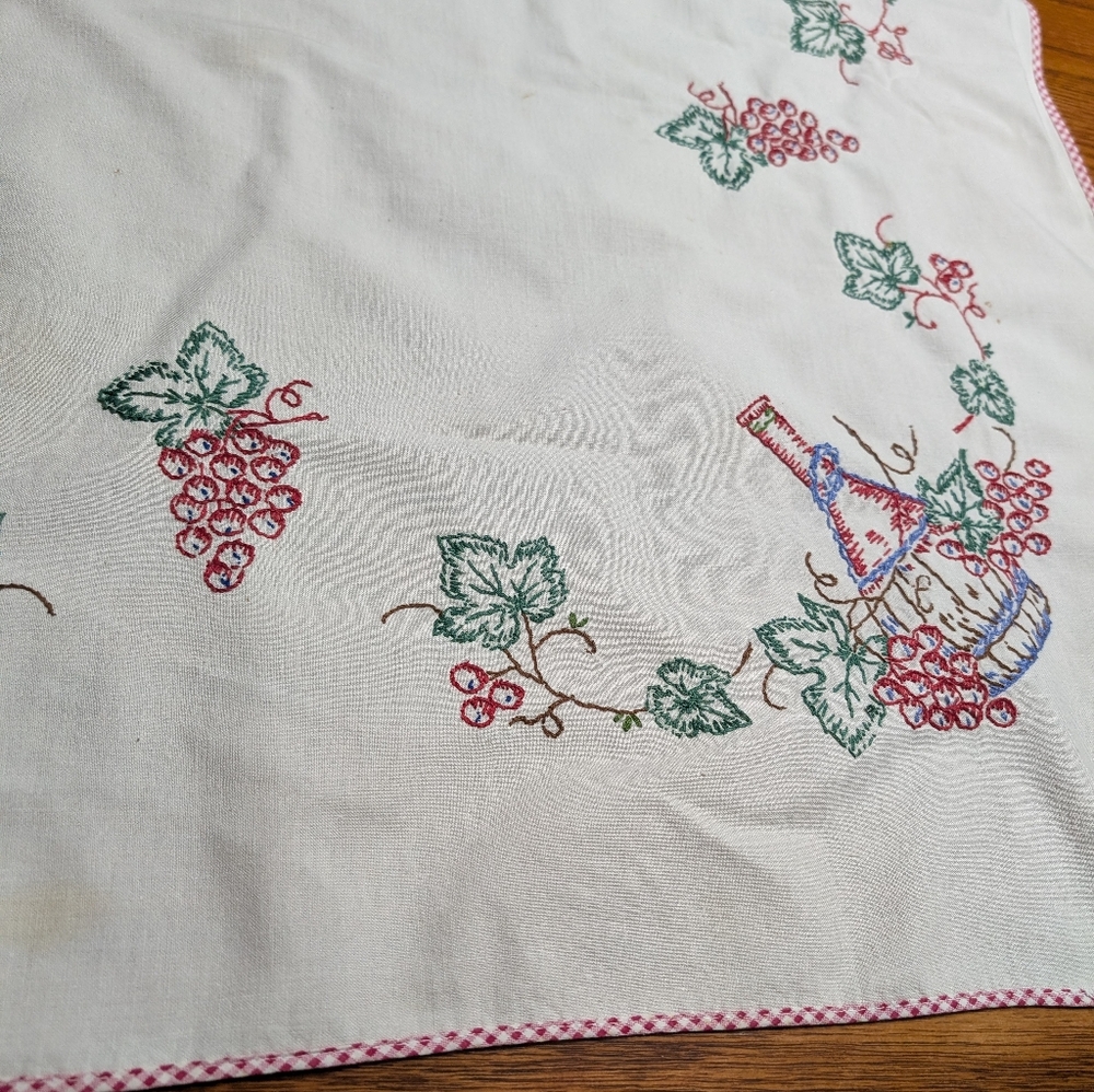 Vintage White Hand-Embroidered Tablecloth with Grape Vine Design